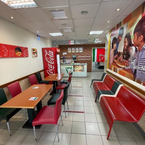 三商餐飲拿坡里-台南市成功店 儲備幹部