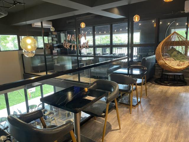 沐 · Moon Street Cafe 外場兼職