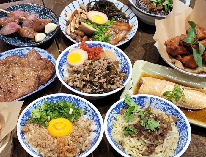 南屯文青麵館-急《大夜班》17:30-01:30