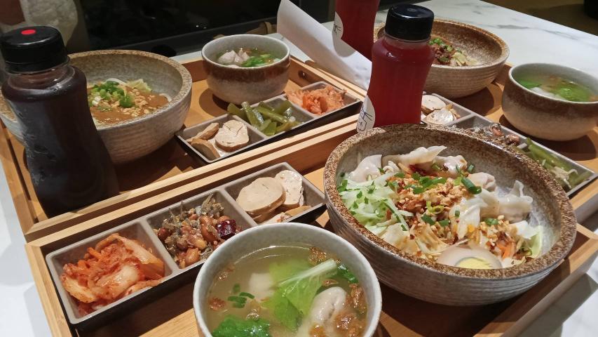 (時薪200起)新光影城旁小吃店早晚班內外場不是便當店
