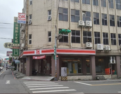 OK超商中壢信義店大夜人員