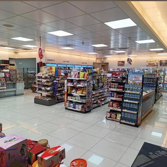萊爾富 忠孝北店 徵長期夜班工讀