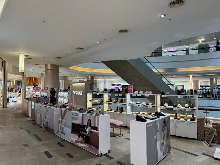 FMshoes高雄夢時代鞋類快閃櫃PT人員