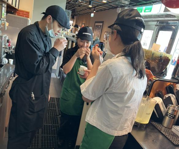 內湖舊宗路 星巴克 儲備黑圍裙咖啡大師
