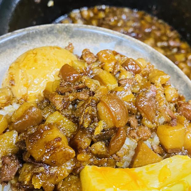 帥霸滷肉飯晚班兼職人員