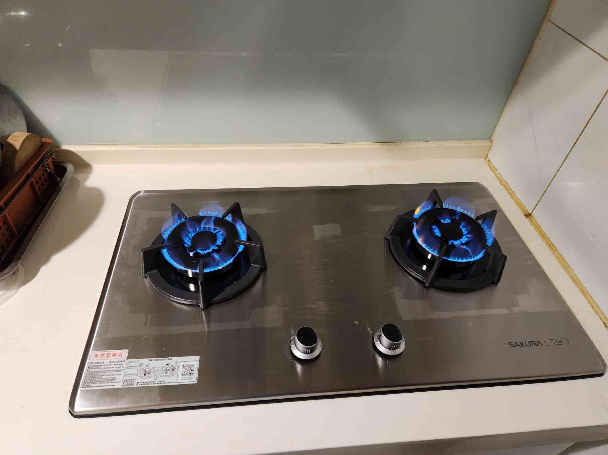 爐具安裝技術人員