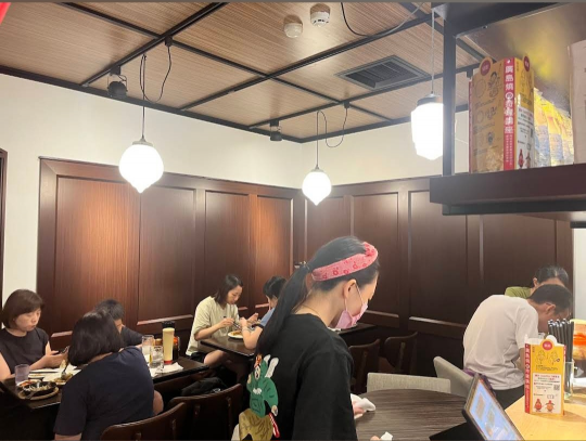 赤鐵廣島燒外場工讀生