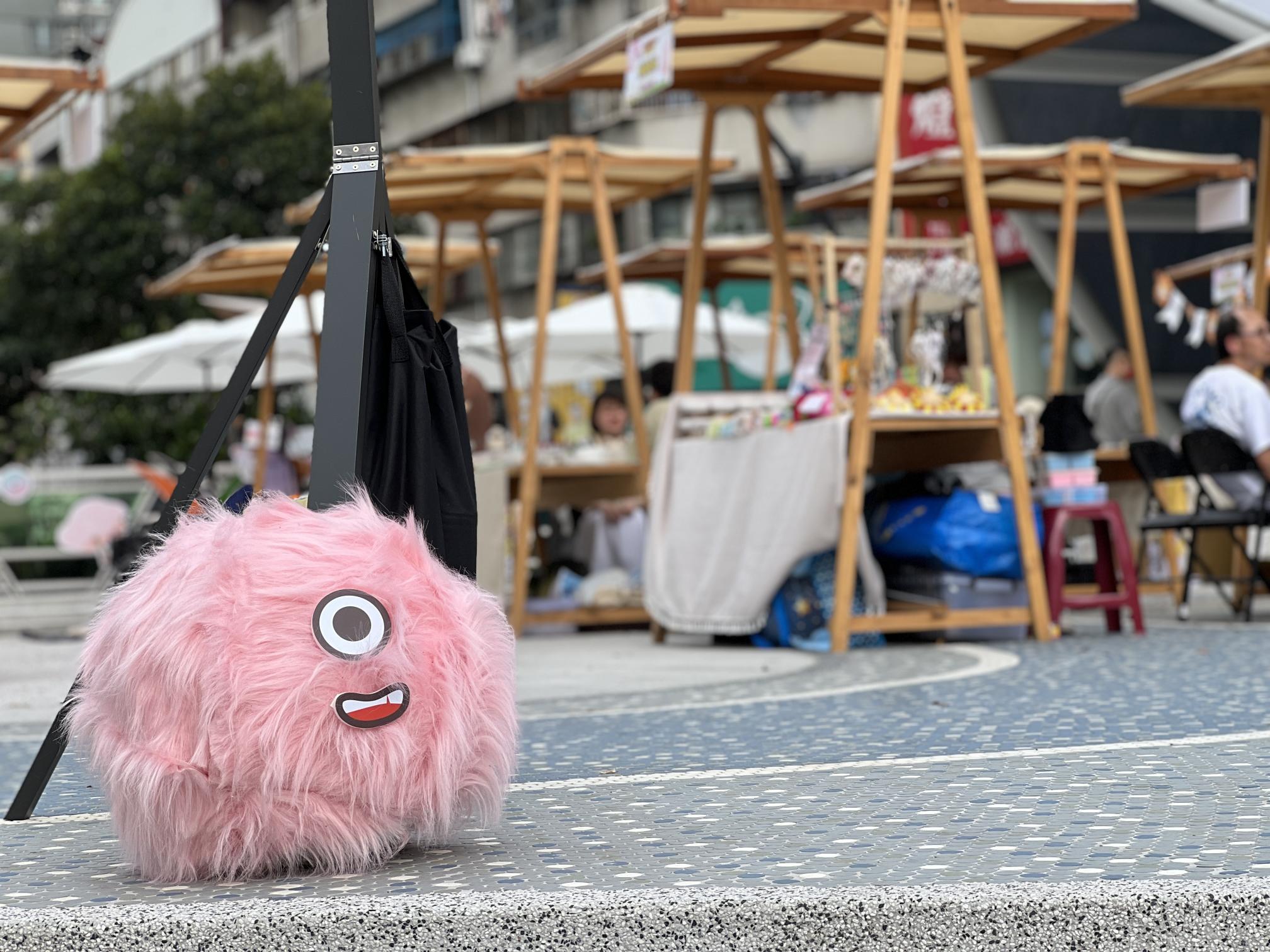 【毛孩的彩虹天堂】。７月台中毛孩模市，寵物市集工作夥伴招募、進撤場搬運人員招募