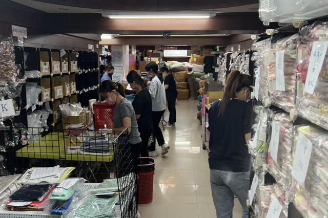 假日工讀生/固定每週六上班/暑期短期勿擾
